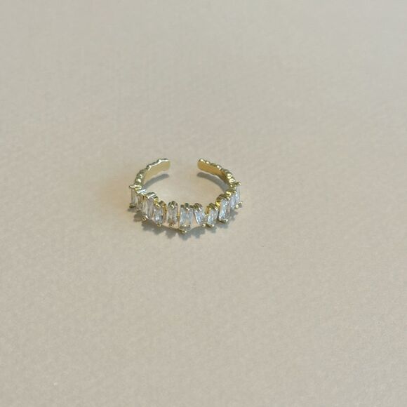 Diamond ring #1341 - Picture 1 of 3